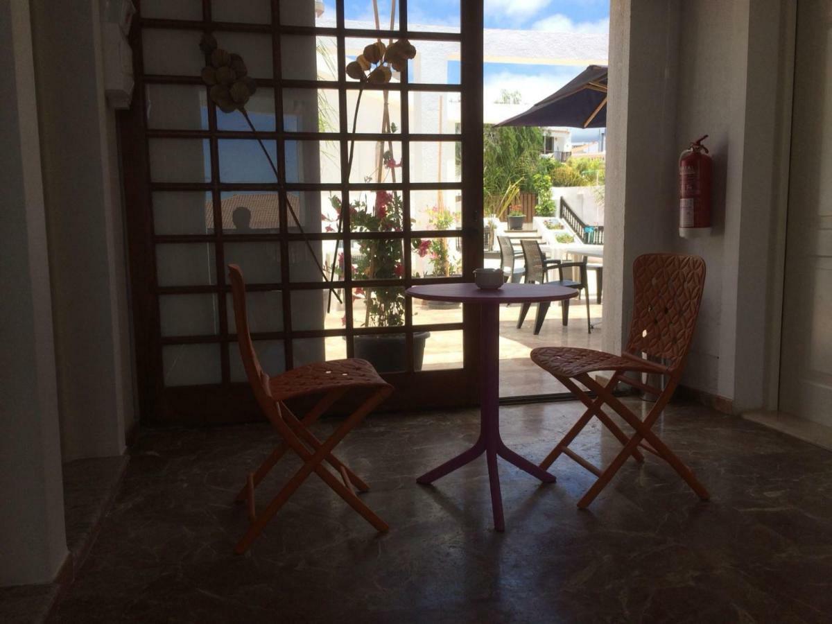 Flores 5 Holiday home